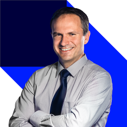 Artur Szymiczek