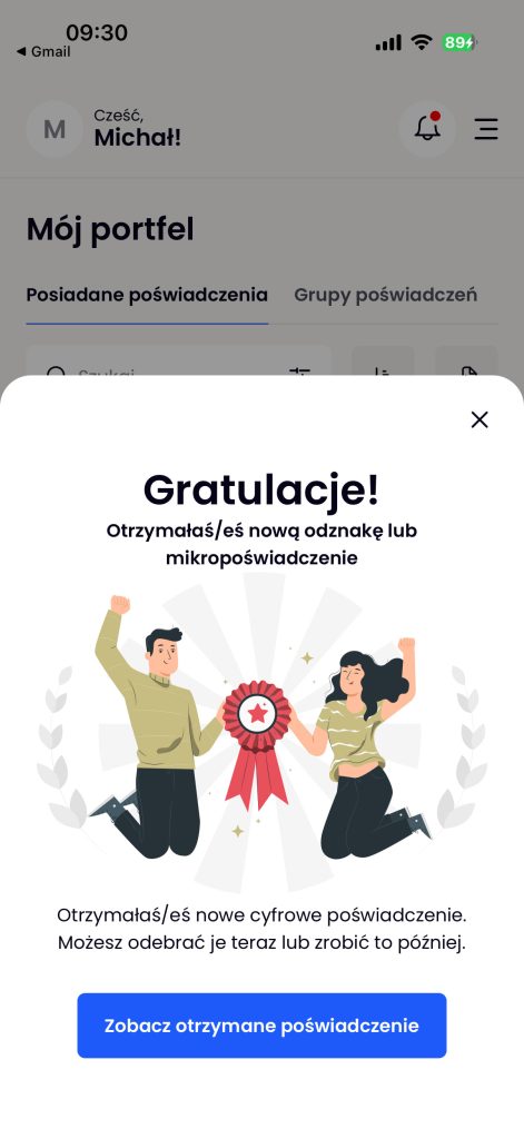 Powiadomienie o zdobyciu nowego Mikropoświadczenia w aplikacji Odznaka+